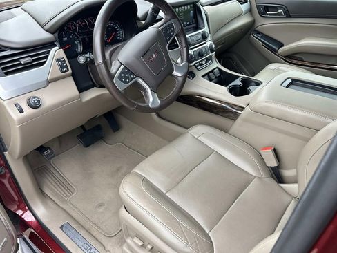 Used 2019 GMC Yukon SLT w/ Open Road Package RWD image 17