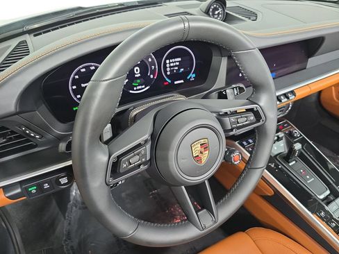 Certified 2026 Porsche 911 Targa 4 GTS AWD/4WD image 4
