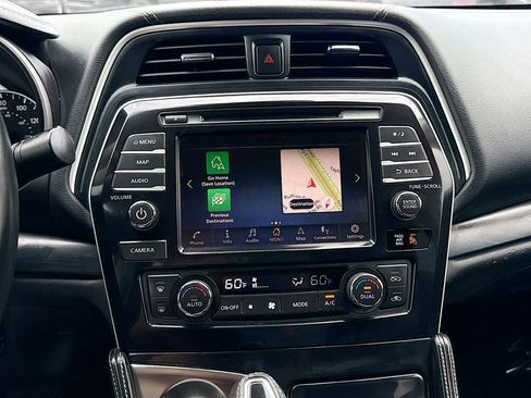 Used 2022 Nissan Maxima Platinum w/ Sport Mat Group FWD image 16