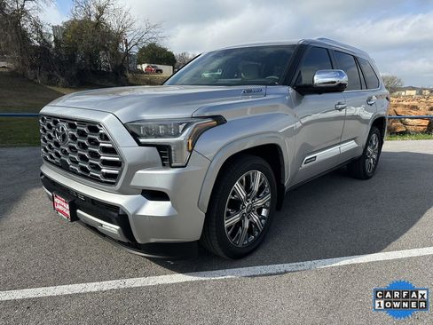 Used 2025 Toyota Sequoia Capstone image 1