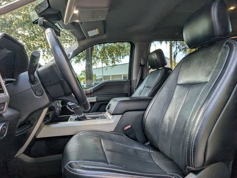 Used 2019 Ford F150 Lariat w/ Equipment Group 502A Luxury AWD/4WD image 18