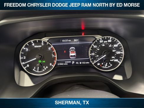 Used 2024 Nissan Rogue SV w/ SV Premium Package FWD image 14