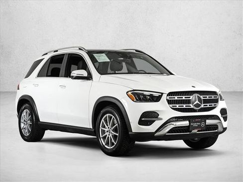 Used 2025 Mercedes-Benz GLE 350 4MATIC image 3