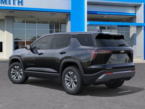 New 2026 Chevrolet Equinox LT w/ Convenience Package II FWD image 3