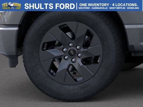 New 2025 Ford F150 Lightning Flash AWD/4WD image 20