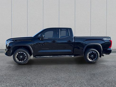 Used 2023 Toyota Tundra SR5 w/ TRD Off-Road Package AWD/4WD image 4