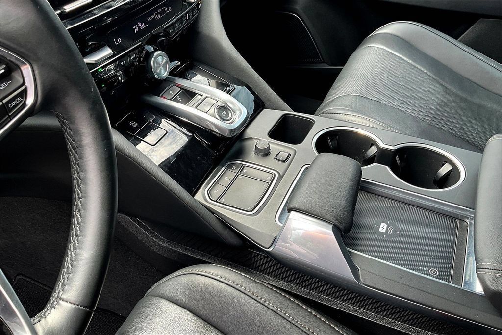 Used 2023 Acura MDX w/ Technology Package FWD image 18