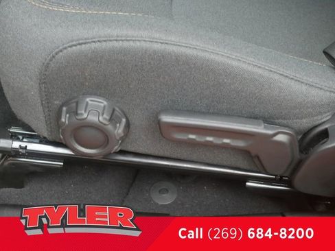 Certified 2025 Jeep Wrangler Willys image 24