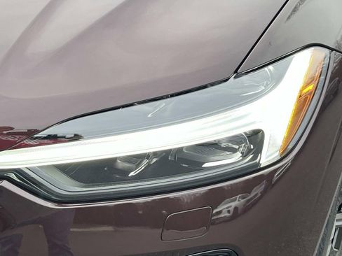 New 2026 Volvo XC60 B5 Ultra w/ Climate Package image 9