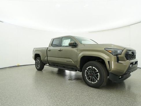 New 2025 Toyota Tacoma TRD Sport image 29