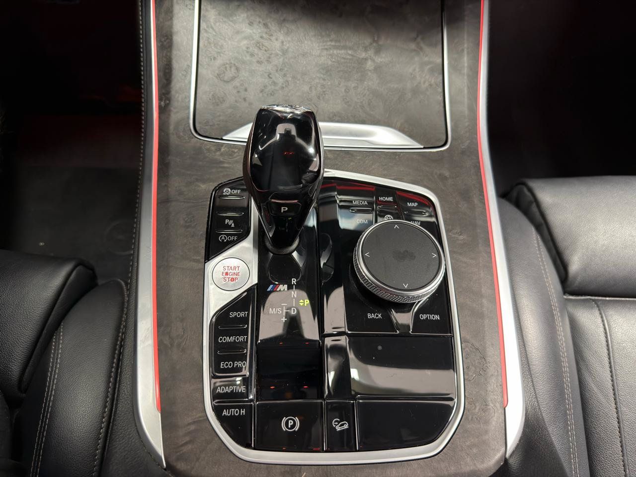 Used 2020 BMW X5 M50i AWD/4WD image 23