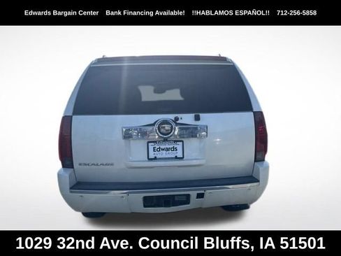 Used 2007 Cadillac Escalade AWD w/ Information Package image 6
