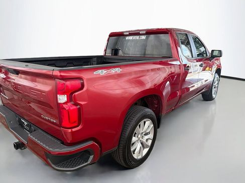 Used 2022 Chevrolet Silverado 1500 Custom AWD/4WD image 9