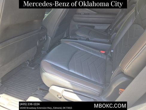 Used 2023 Nissan Pathfinder Platinum AWD/4WD image 23