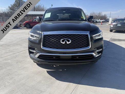Used 2023 INFINITI QX80 Luxe w/ Cargo Package image 2