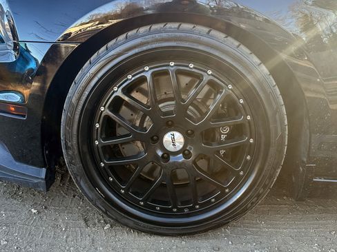 Used 2014 Ford Mustang Shelby GT500 w/ Equipment Group 821A image 3