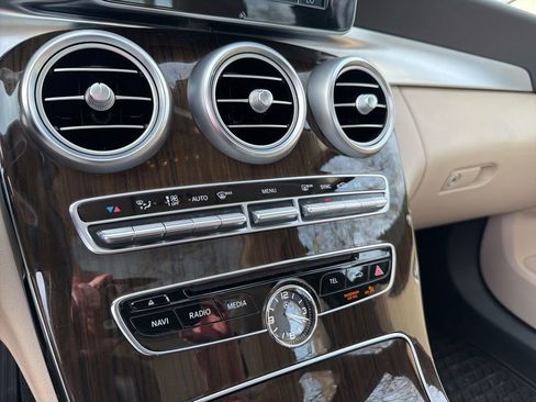 Used 2017 Mercedes-Benz C 300 4MATIC Sedan image 15