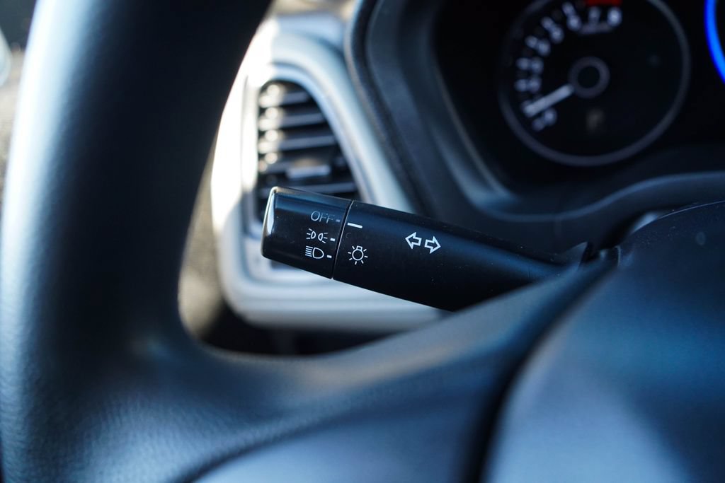 Used 2021 Honda HR-V LX image 32
