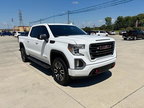 Used 2019 GMC Sierra 1500 AT4 w/ AT4 Premium Package AWD/4WD image 4