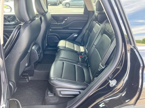 Certified 2024 Lincoln Corsair AWD image 28