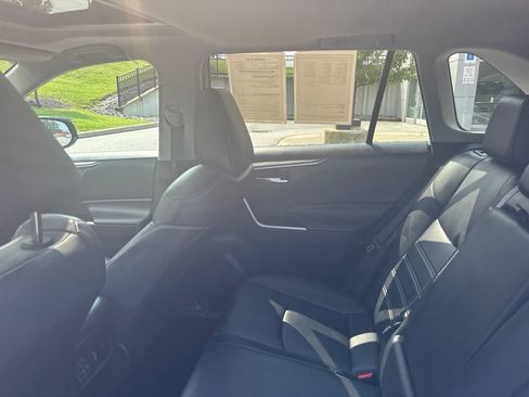 Certified 2021 Toyota RAV4 XLE Premium AWD/4WD image 19