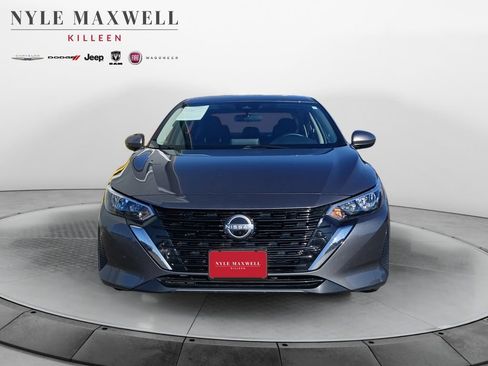 Used 2025 Nissan Sentra SV FWD image 18