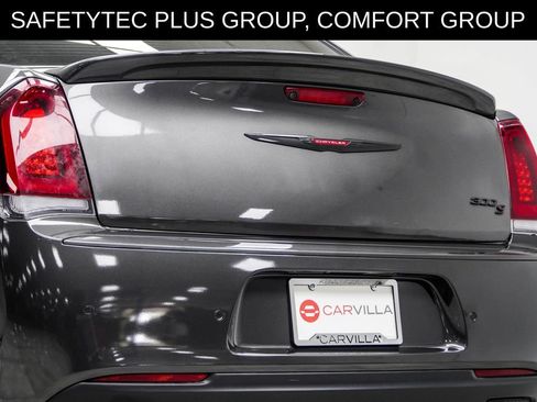 Used 2023 Chrysler 300 S w/ Comfort Group RWD image 16