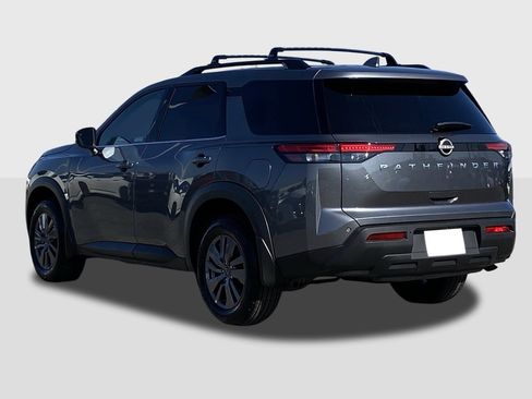 New 2025 Nissan Pathfinder SV image 2