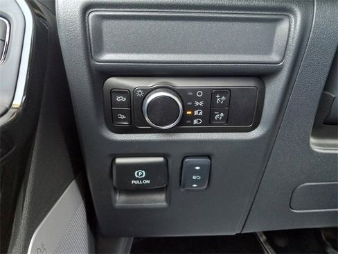 New 2025 Ford F150 Lightning Platinum image 27