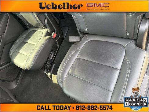 Used 2023 Chevrolet Traverse LT image 20