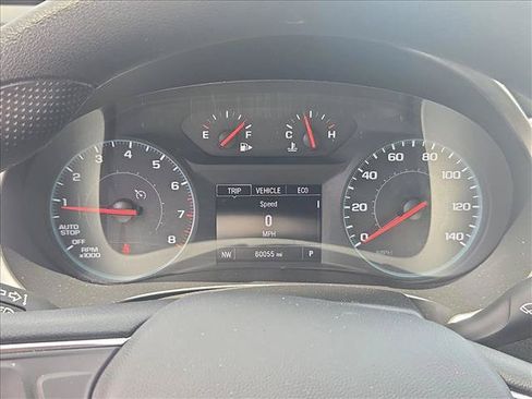 Used 2025 Chevrolet Malibu LT FWD image 9