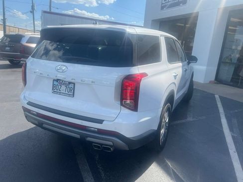 Used 2024 Hyundai Palisade SE FWD image 7