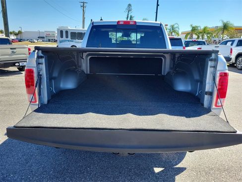 Used 2018 RAM 1500 Laramie image 10