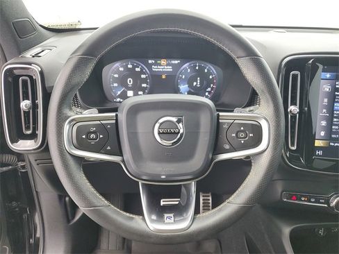 Used 2020 Volvo XC40 T4 R-Design w/ Advanced Package image 23