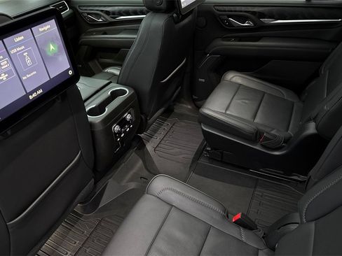 Used 2021 GMC Yukon Denali w/ Denali Ultimate Package image 13