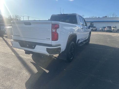 Used 2023 Chevrolet Silverado 3500 LTZ w/ LTZ Plus Package image 15