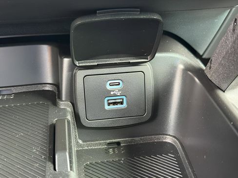 Used 2025 Ford Bronco Badlands AWD/4WD image 15