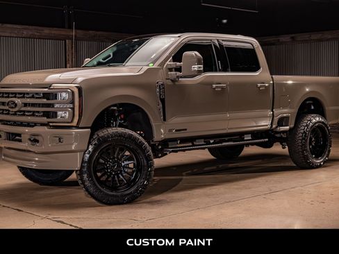 Used 2026 Ford F250 Lariat w/ Lariat Premium Package image 5