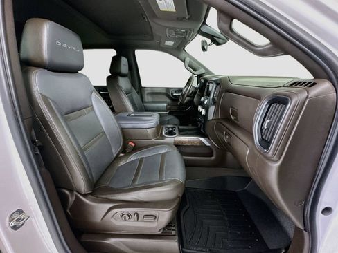 Used 2019 GMC Sierra 1500 Denali w/ Denali Ultimate Package AWD/4WD image 30