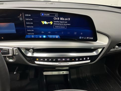 Used 2024 Cadillac Lyriq Luxury w/ LPO, Floor Liner Package image 17