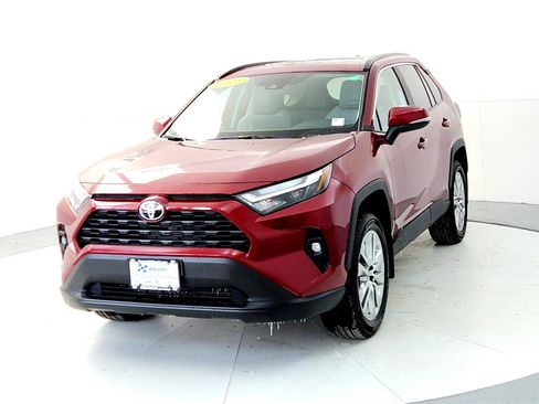 Certified 2025 Toyota RAV4 XLE Premium image 2