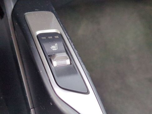 Used 2023 Kia Sorento S image 26