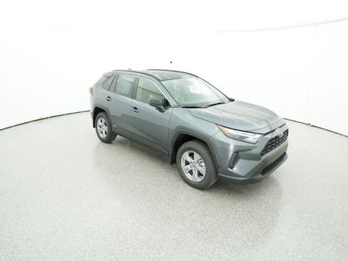 New 2025 Toyota RAV4 LE image 29