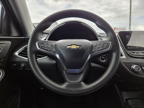Used 2023 Chevrolet Malibu LS FWD image 39