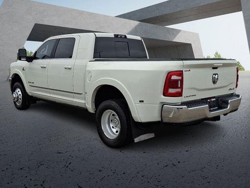 Used 2024 RAM 3500 Limited image 4