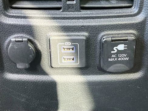 Used 2023 Nissan Titan PRO-4X w/ Off Road Protection Package AWD/4WD image 25