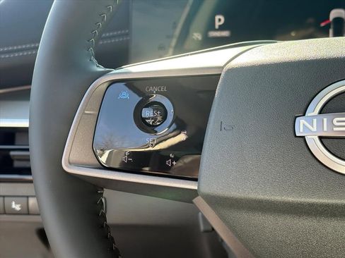 New 2026 Nissan Murano Platinum image 13