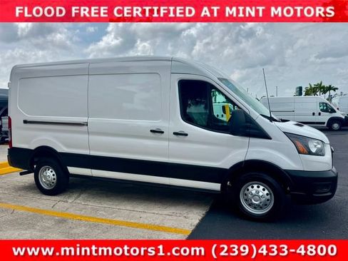 Used 2023 Ford Transit 250 Medium Roof AWD w/ Load Area Protection Package image 5