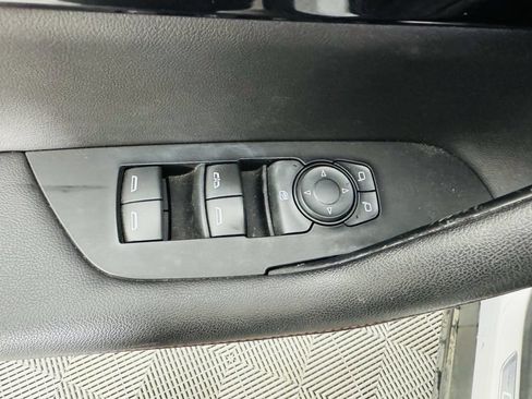 Used 2022 Chevrolet Blazer RS w/ Enhanced Convenience Package FWD image 7