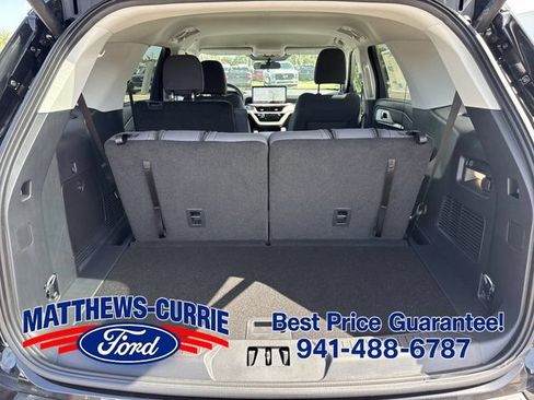 New 2026 Ford Explorer Active RWD image 14